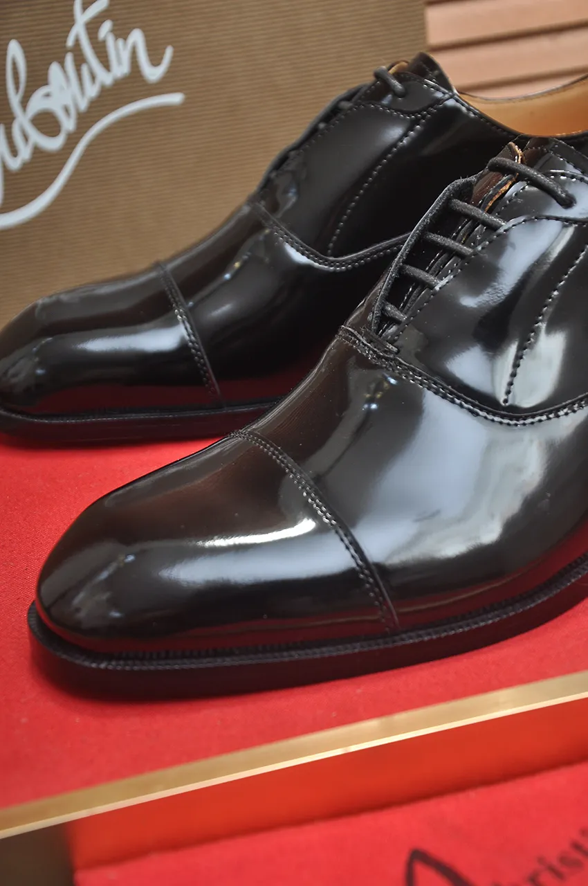 Men's shoes 💰620💶 [Chrstian Loubotin] Red-soled shoes 💋Original mold opening, the highest version on the market, purely handmade ➕Imported cowhide uppers, first-layer water-dyed cowhide lining! Original EU high-gloss outsole. 38 to 45 (45 customized)